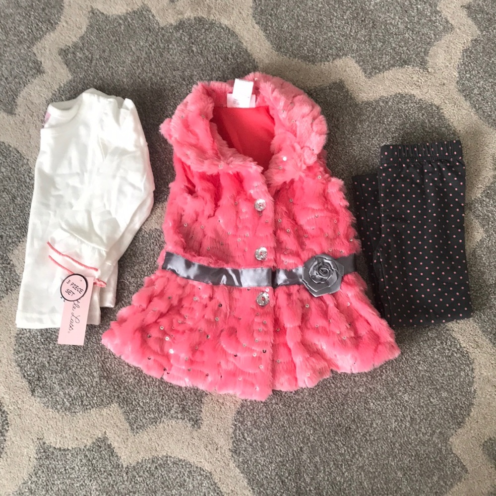 3 piece set - fur vest, leggings and long sleeve